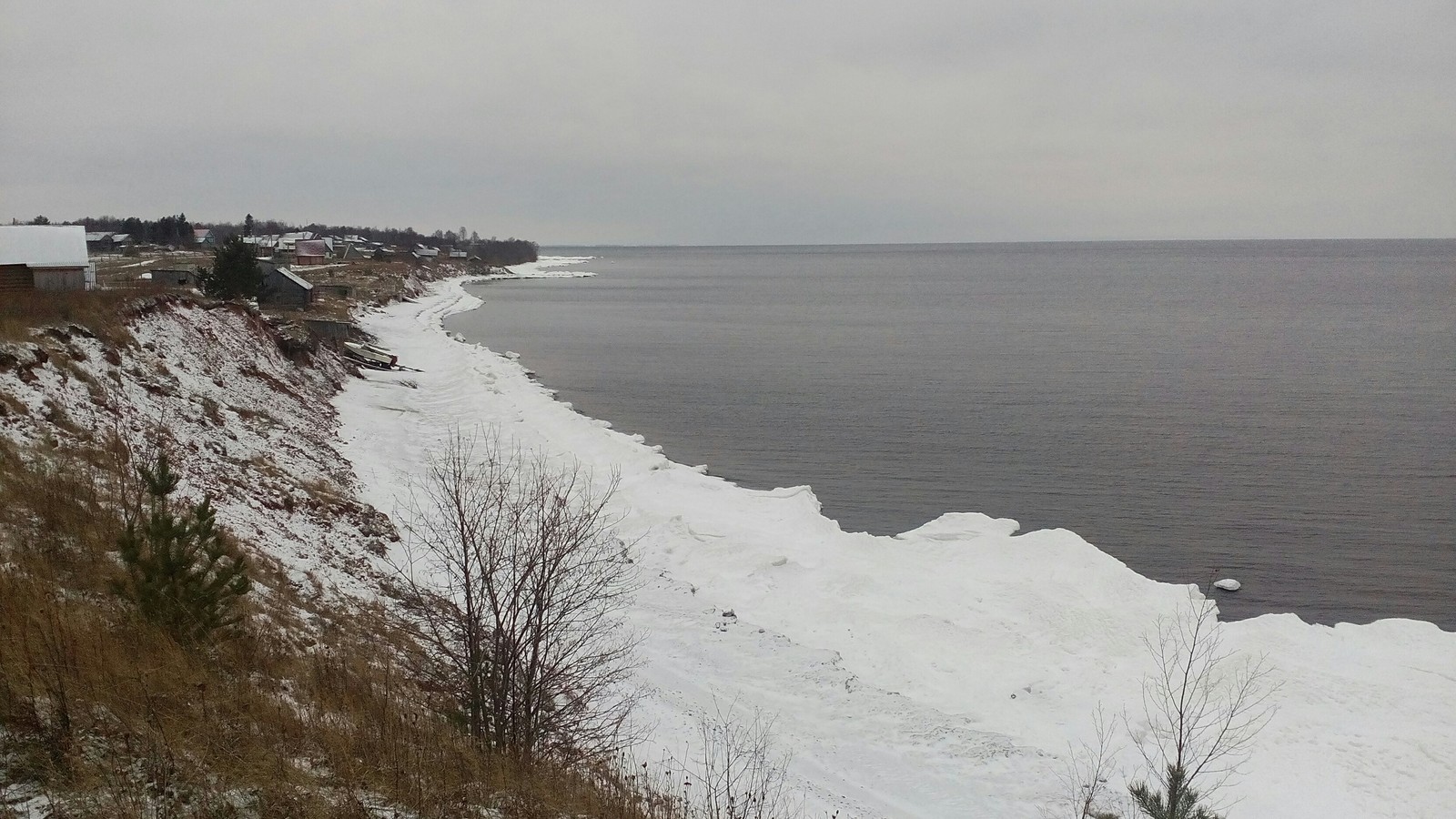 Winter is almost here - My, Winter, The photo, Lake Onega, Shore, , Lenovo