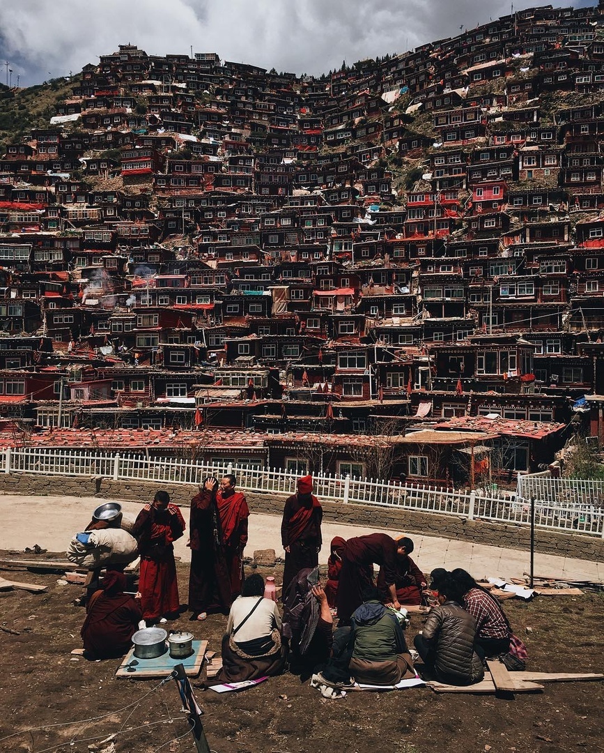 Human anthill - Buddhism, , Structure, Monastery, Longpost, China, Sichuan