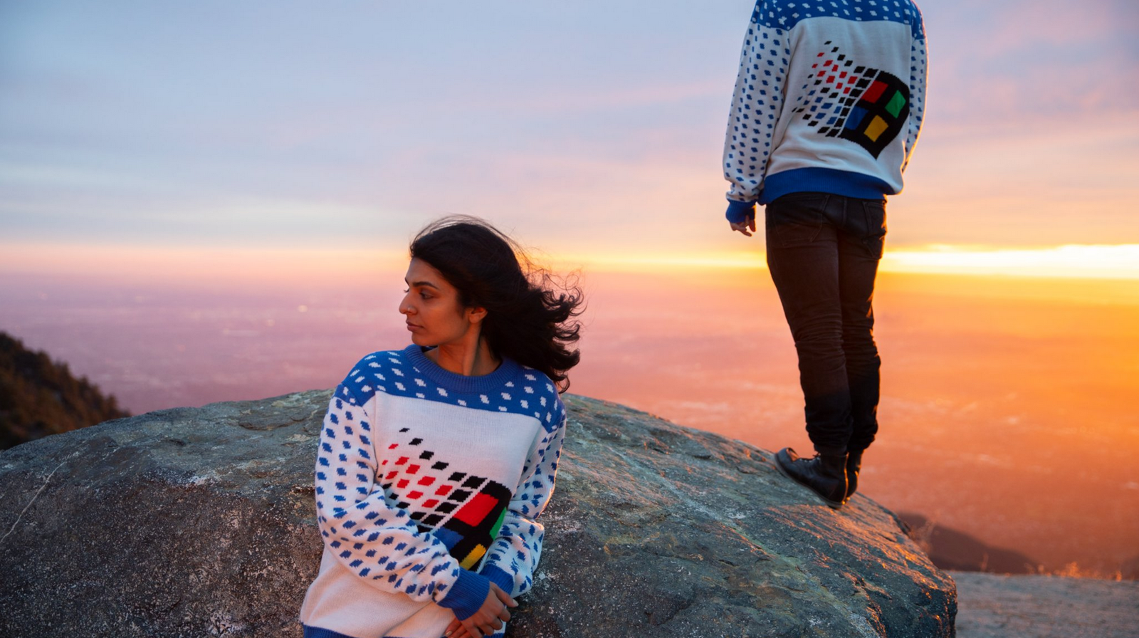 On the wave of knitted deer. - Microsoft, Sweater with deers, Windows 95, Creative, Ugly, Humor