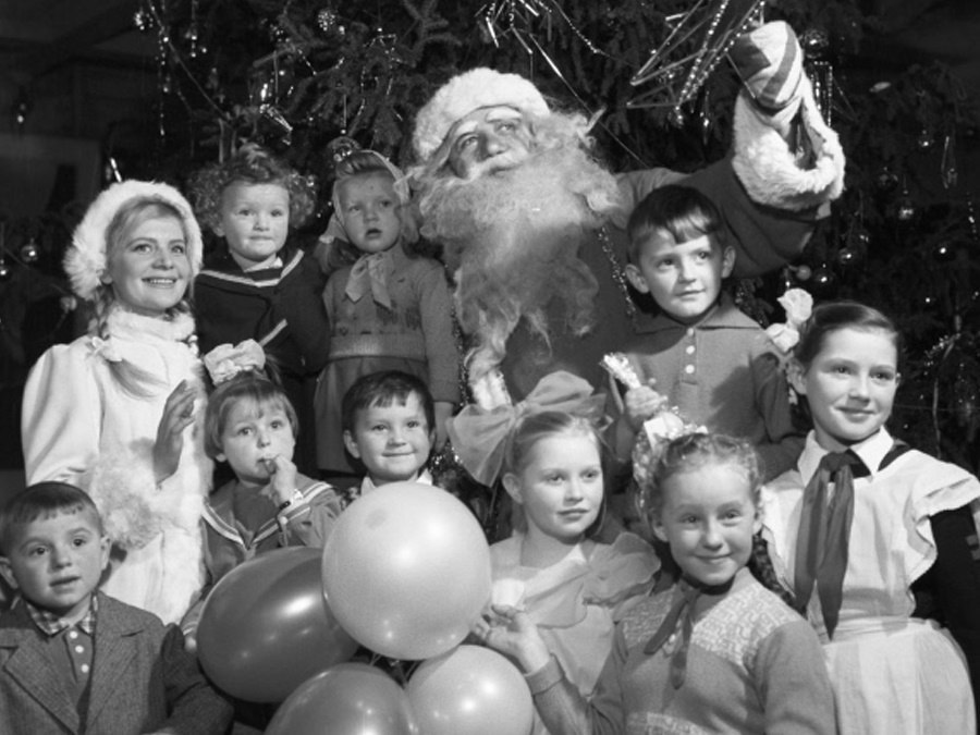 Photo with Soviet Santa Claus - Accordion, Father Frost, New Year, , The photo, Nostalgia, Longpost, Repeat