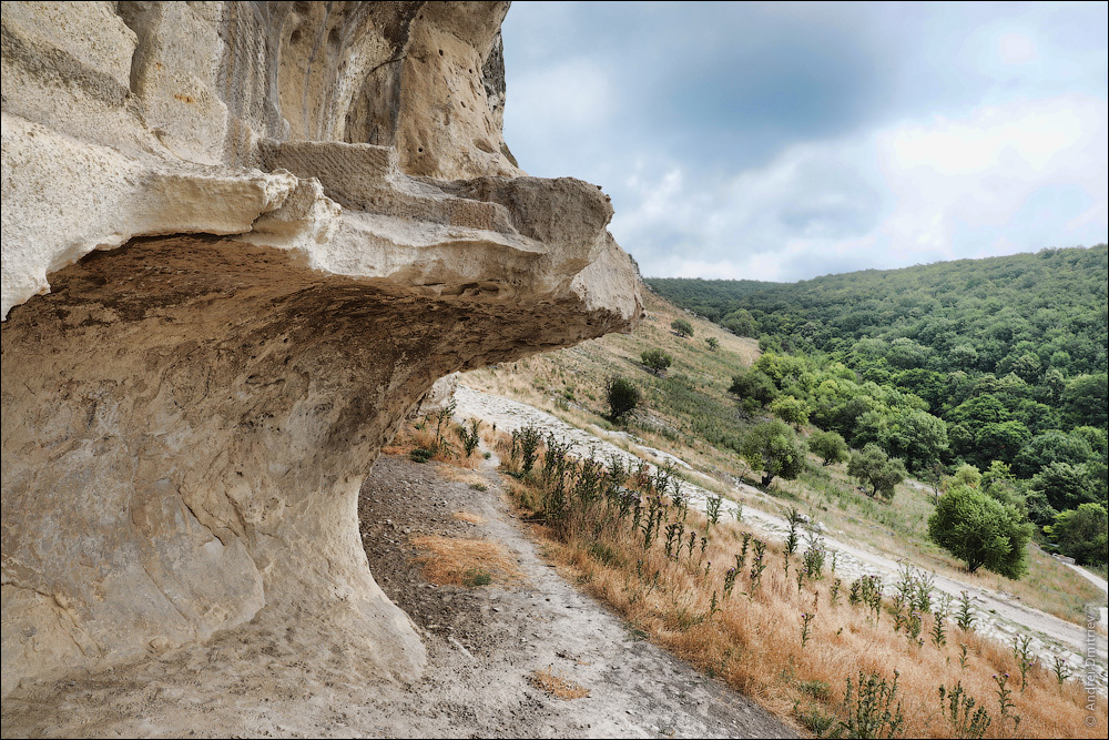 Photo walk: Chufut-Kale, Crimea - My, Photobritish, Chufut-Kale, Russia, Crimea, Travels, The photo, Caves, The mountains, Longpost