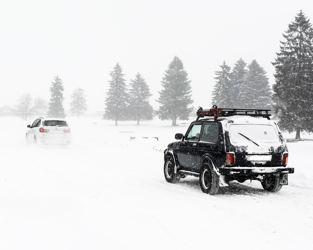 BMW x5 vs LADA Niva | Пикабу