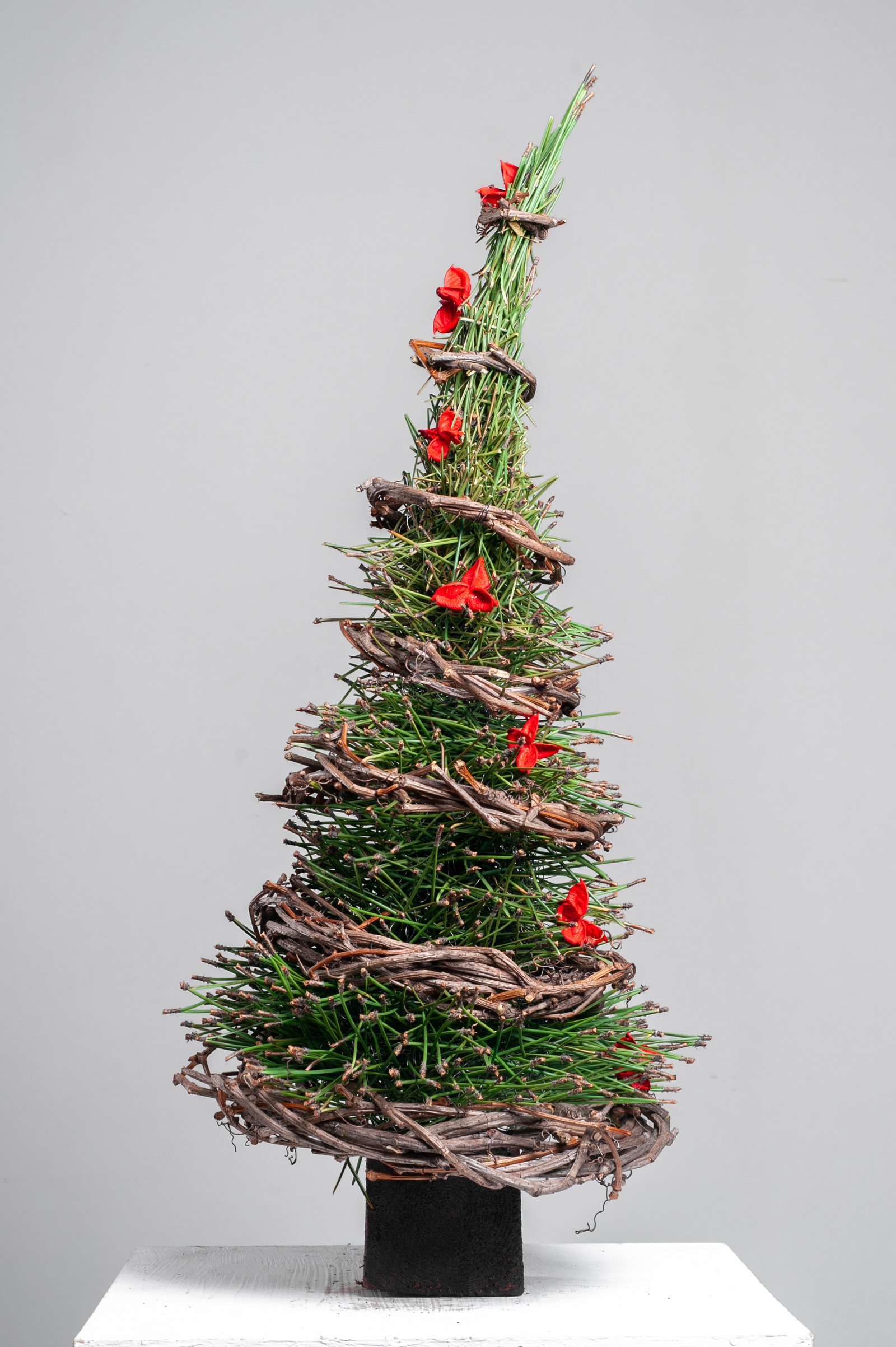 Made a Christmas tree for home and stuff. Happy new year friends! - My, Kazan, Havikozoki, Kazanflowerschool, New Year, Christmas trees, Christmas tree, Design, Longpost