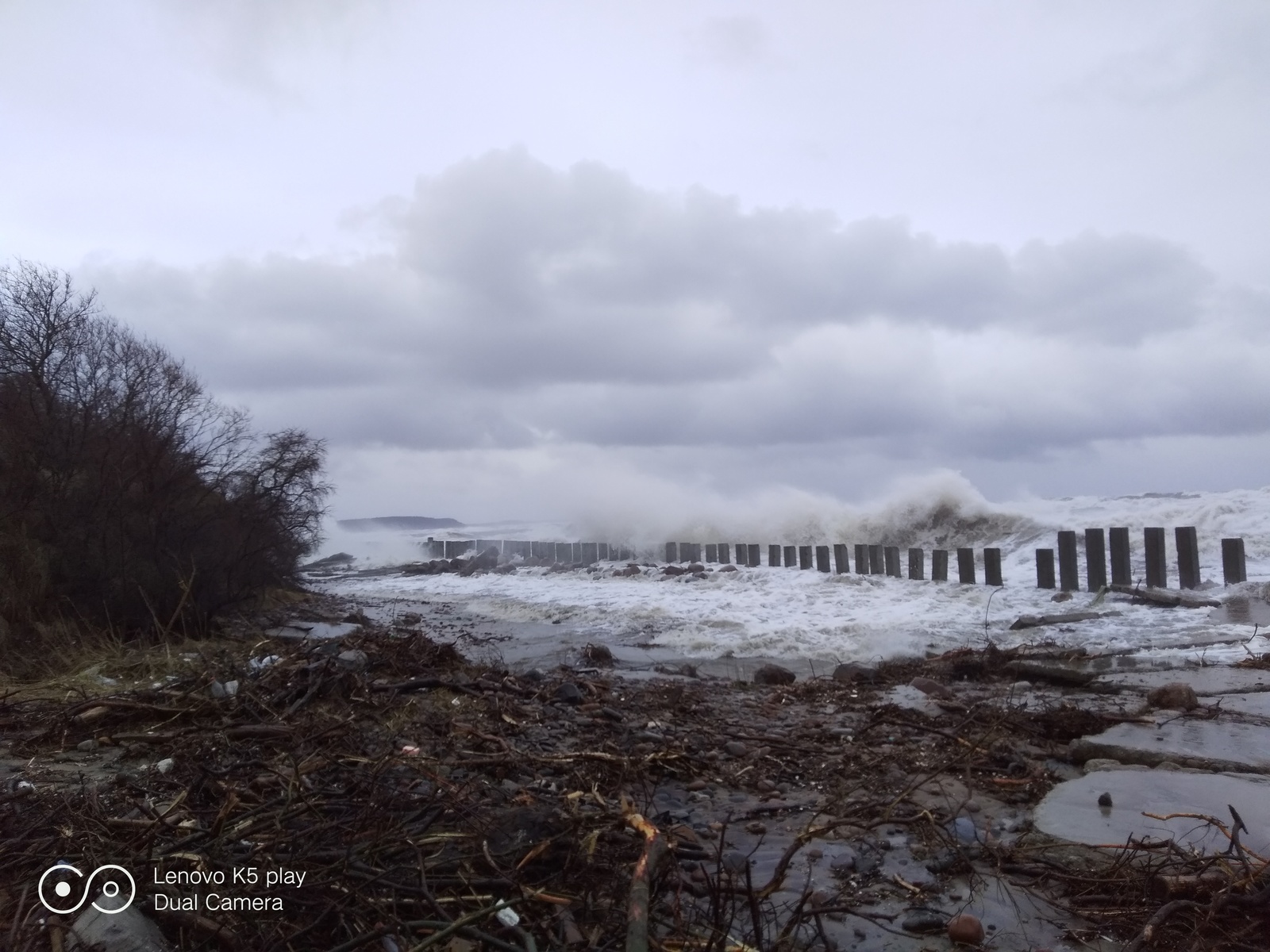 Opening of the bathing season. - My, Sea, Baltic Sea, Svetlogorsk, Winter, Storm, Storm, Wave, The photo, Longpost