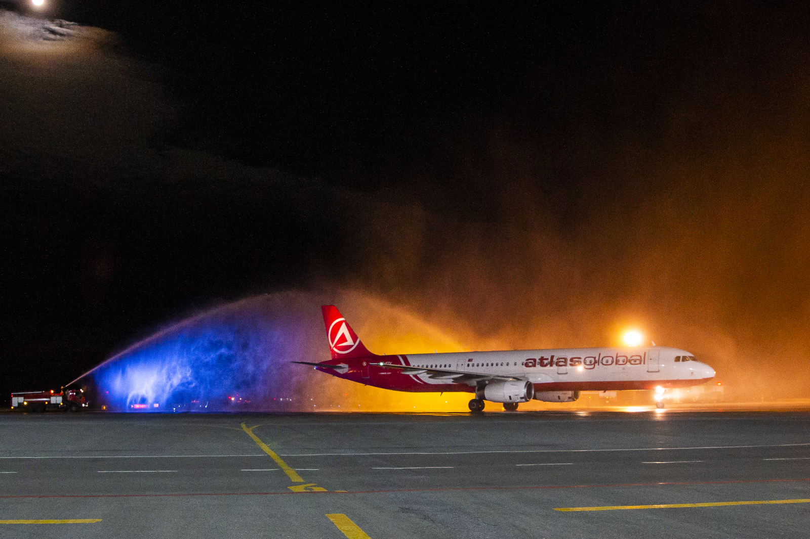 Meeting a new flight - My, Ufa, The airport, Airplane, Aviation