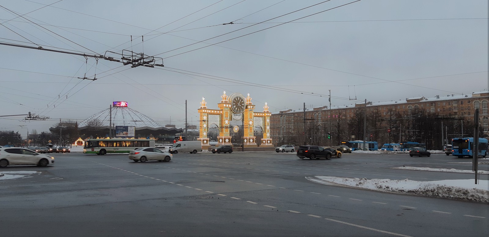 Прогулка от метро Воробьевы горы до МГУ. Часть 2 | Пикабу