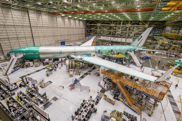 The new engine for the Boeing 777-9 impresses with its scale compared to its previous designs. - Airplane, Engine, Boeing, Comparison