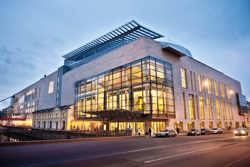 The Mariinsky is evil that destroys beauty. - My, , , A shame, Architecture, Monument, Theatre Square, Mariinsky Theatre