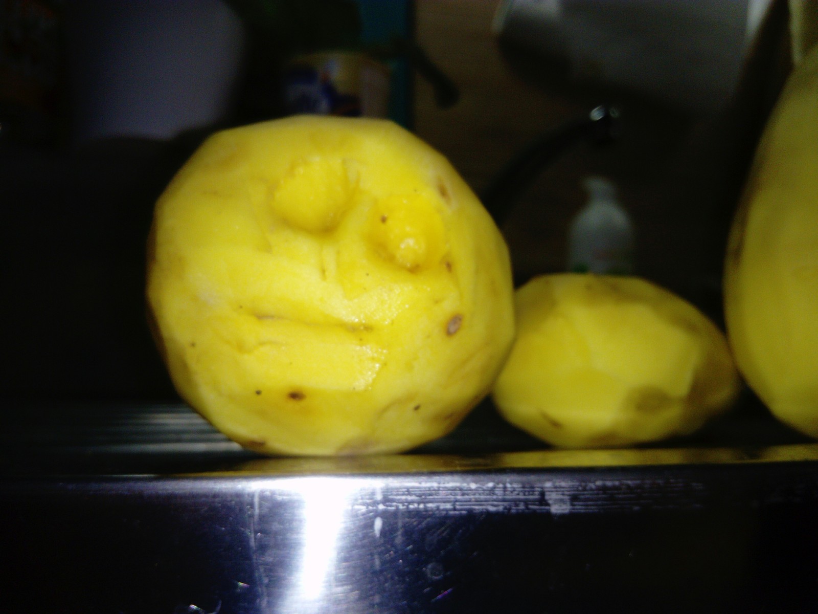 Uprt..) - My, Pareidolia, Iseefaces, archive, I see faces, Potato, Emotions, Stubbornness, Longpost