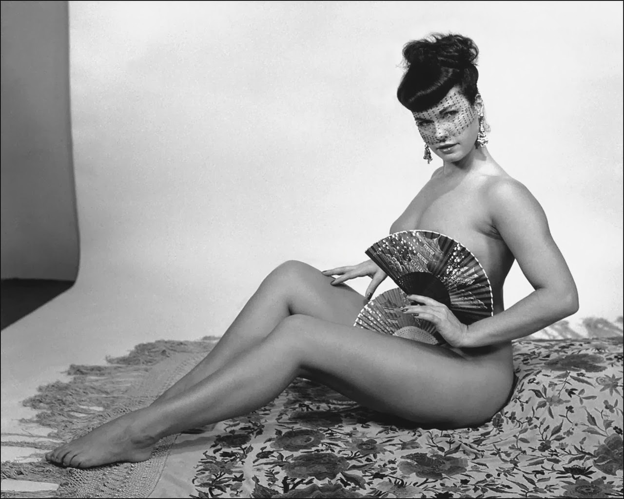 Pin-up queen Bettie Page - NSFW, Betty Page, beauty, Retro, Longpost