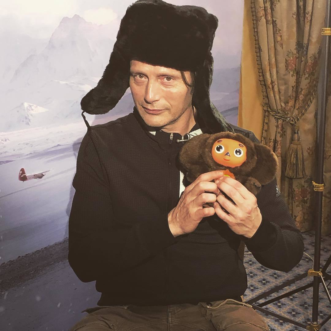 Mads Mikkelsen came to Moscow for the premiere of the film Lost in the Ice - The photo, Mads Mikkelsen, , , Cheburashka, Lost in the Ice Movie