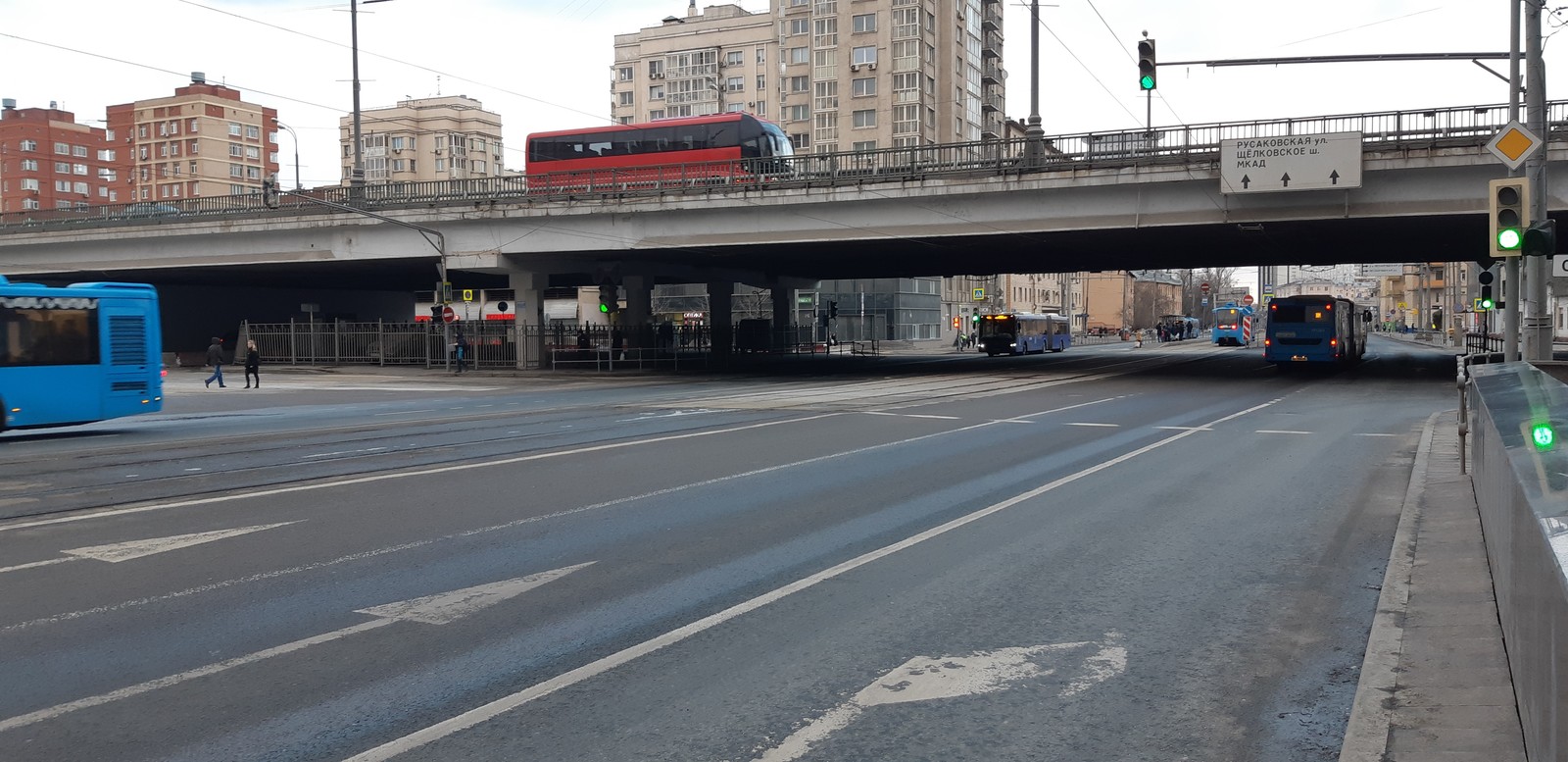 If everyone switches to OT - My, Moscow, Public transport, blocked the road