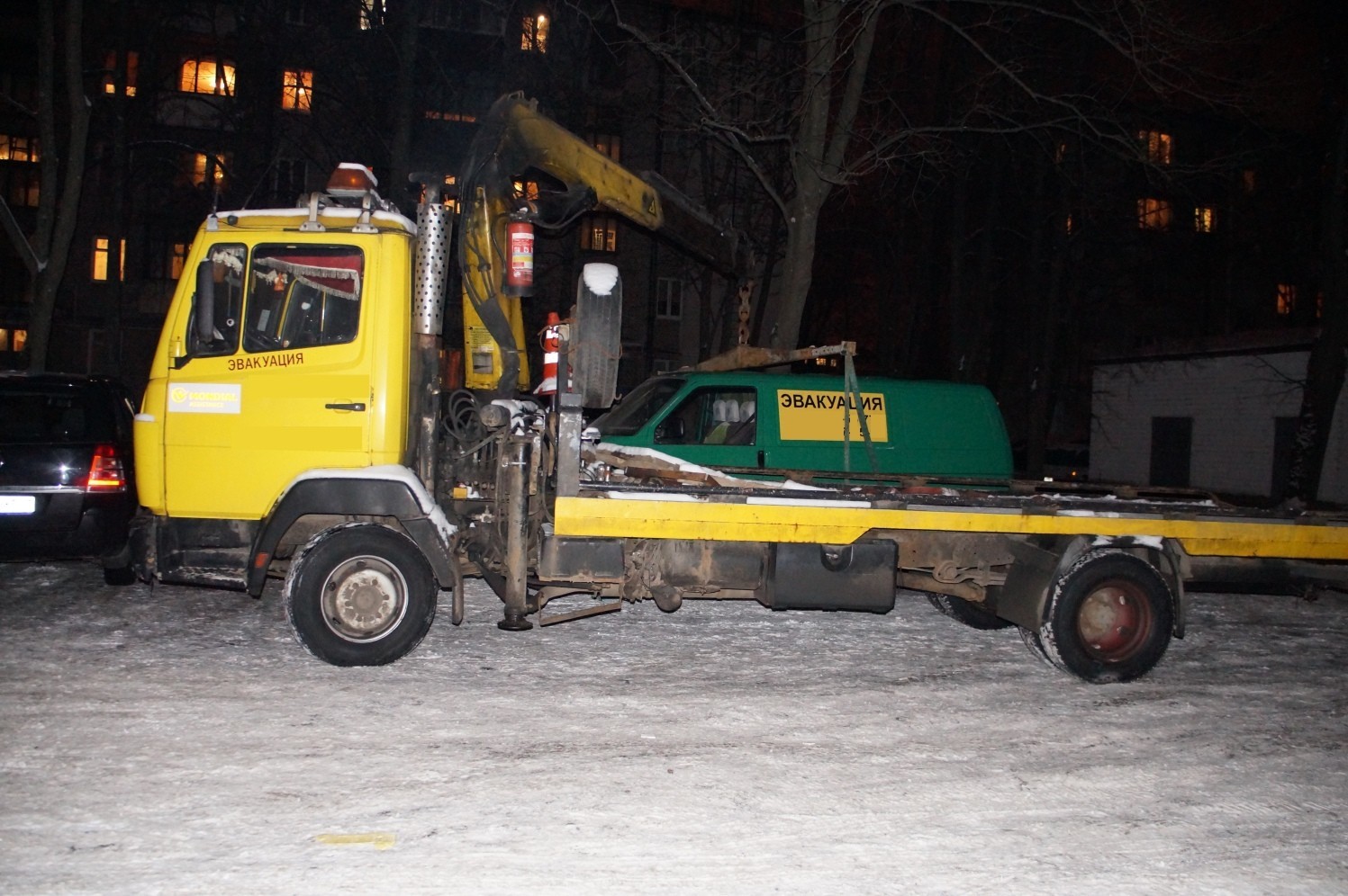 Tow truck tow truck evacuated evacuated, and did not evacuate - My, Tow truck, Evacuation, Winter