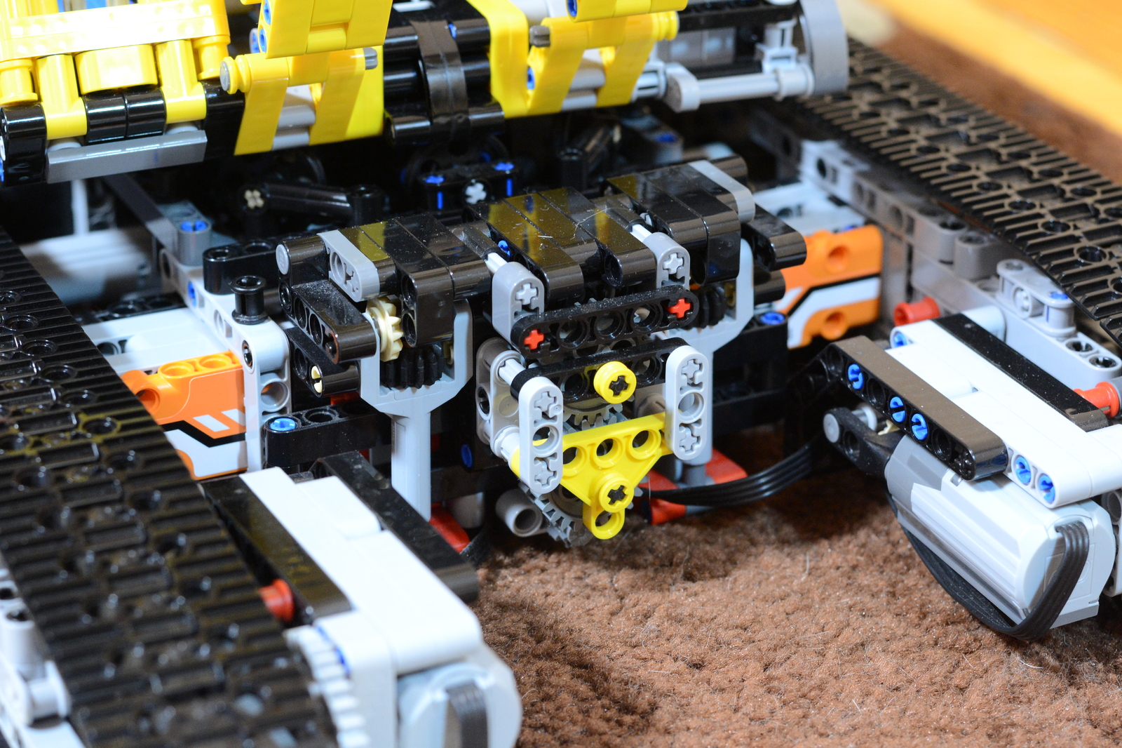 LEGO homemade based on DEC-401 - My, Lego technic, Caterpillar crane, Lego, Longpost