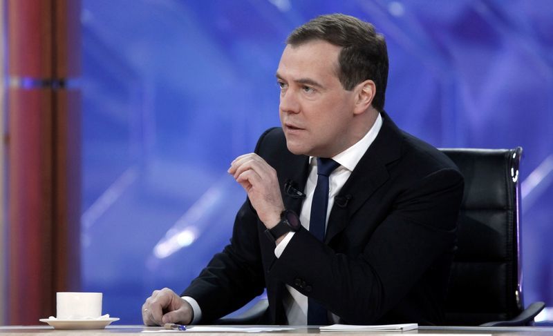 Medvedev: the fine for illegal mining of amber and a number of other stones will increase to 5 million rubles - news, Amber, Dmitry Medvedev, Fine