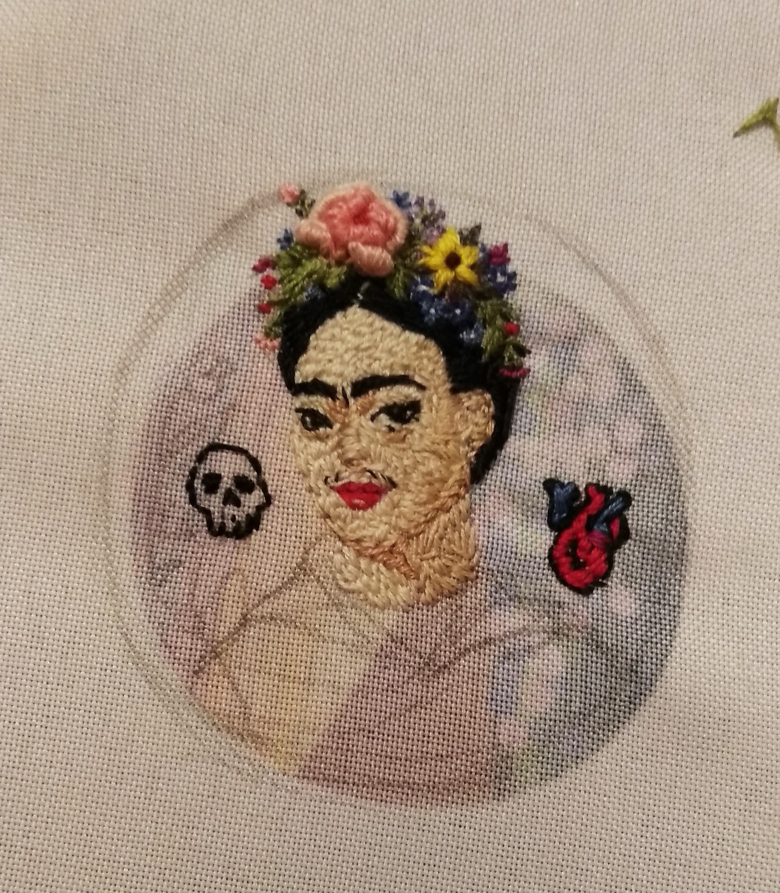 My first stitch brooch. - My, Needlework with process, Embroidery, Satin stitch embroidery, Brooch, Frida Kahlo, Needlework, Longpost