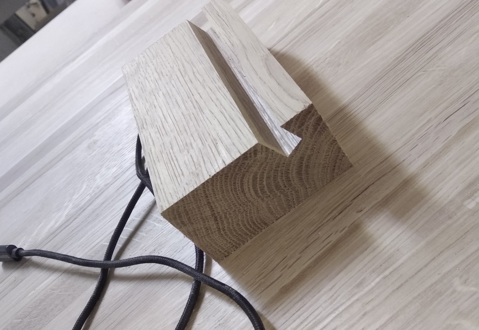 Phone stand with charger - My, Wood products, Woodworking, Phone stand, Oak, Longpost