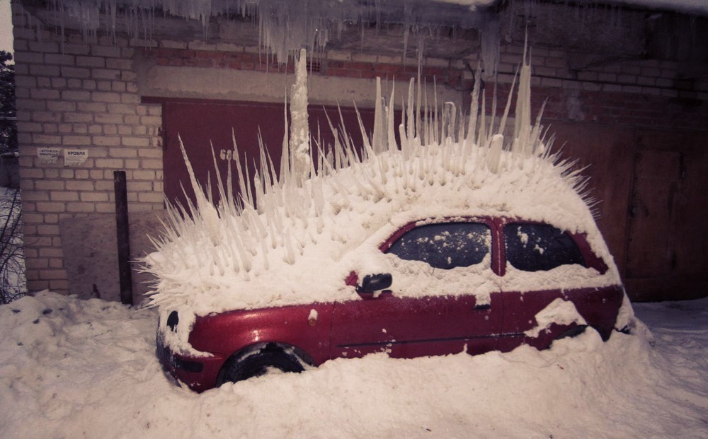 Crazy Winter - Auto, Icicles, Winter