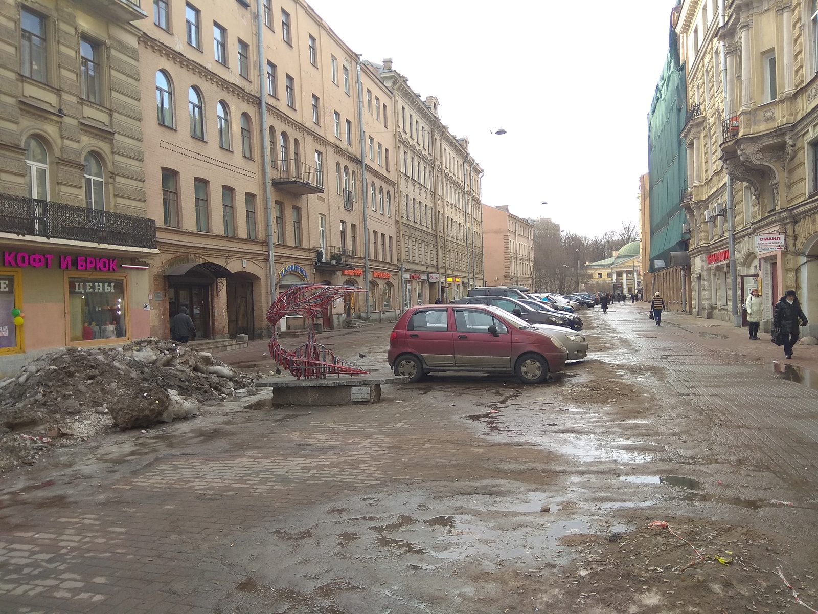 Как устроить треш в центре Петербурга. Финский переулок. | Пикабу