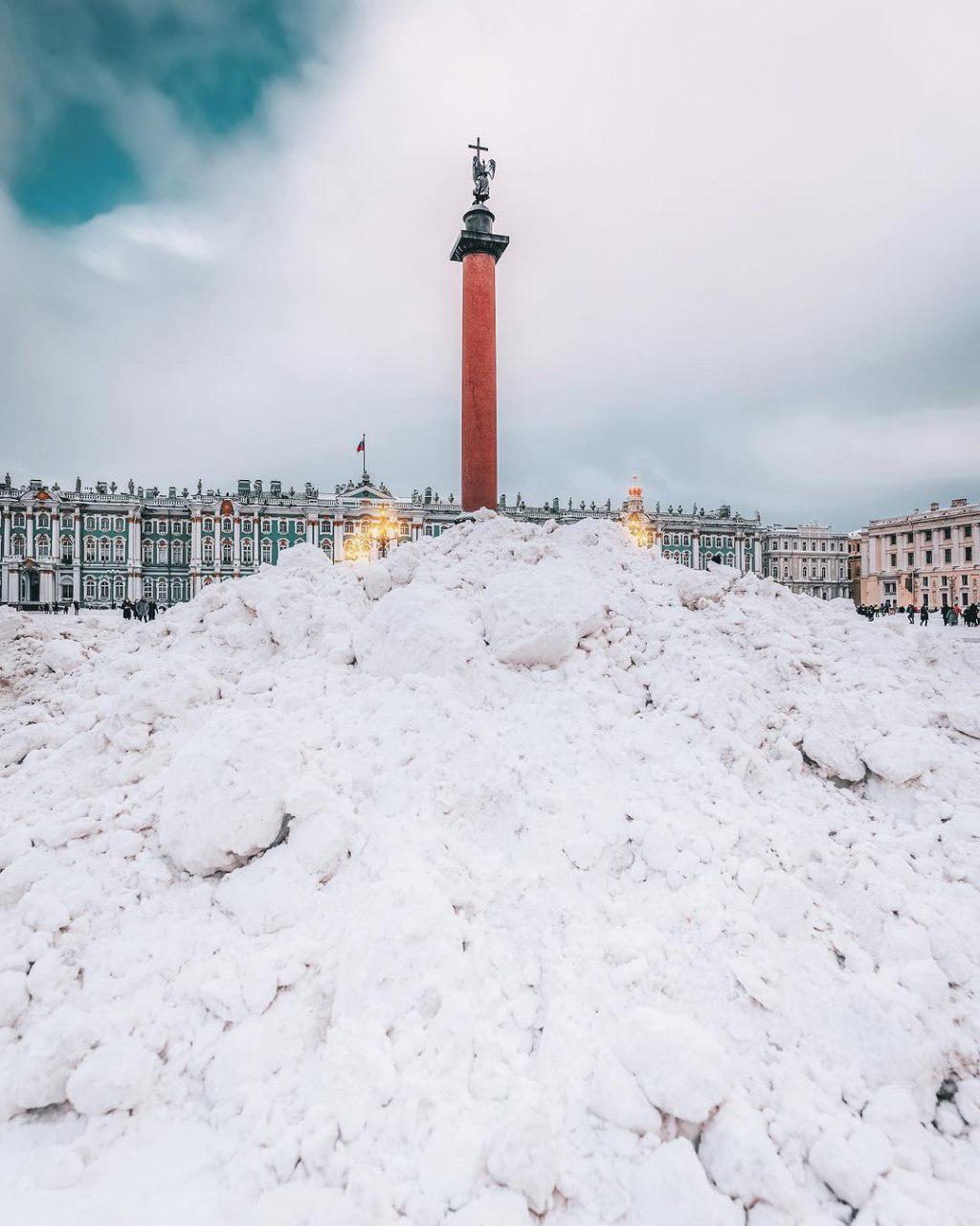 In St. Petersburg, winter does not recede - My, Saint Petersburg, Palace Square