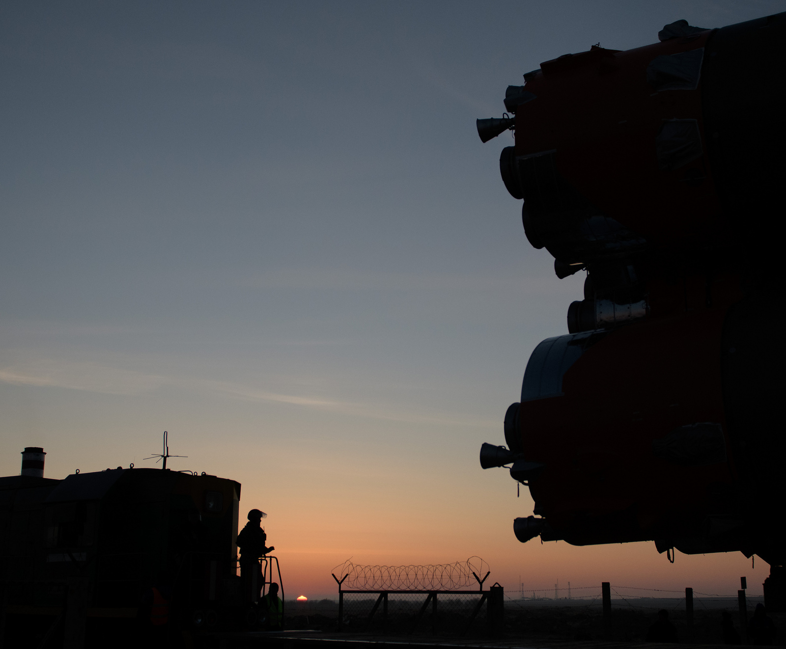 Rocket Soyuz-FG taken to the launch pad and ready for launch - Rocket, Union, Baikonur, Space, Video, Longpost