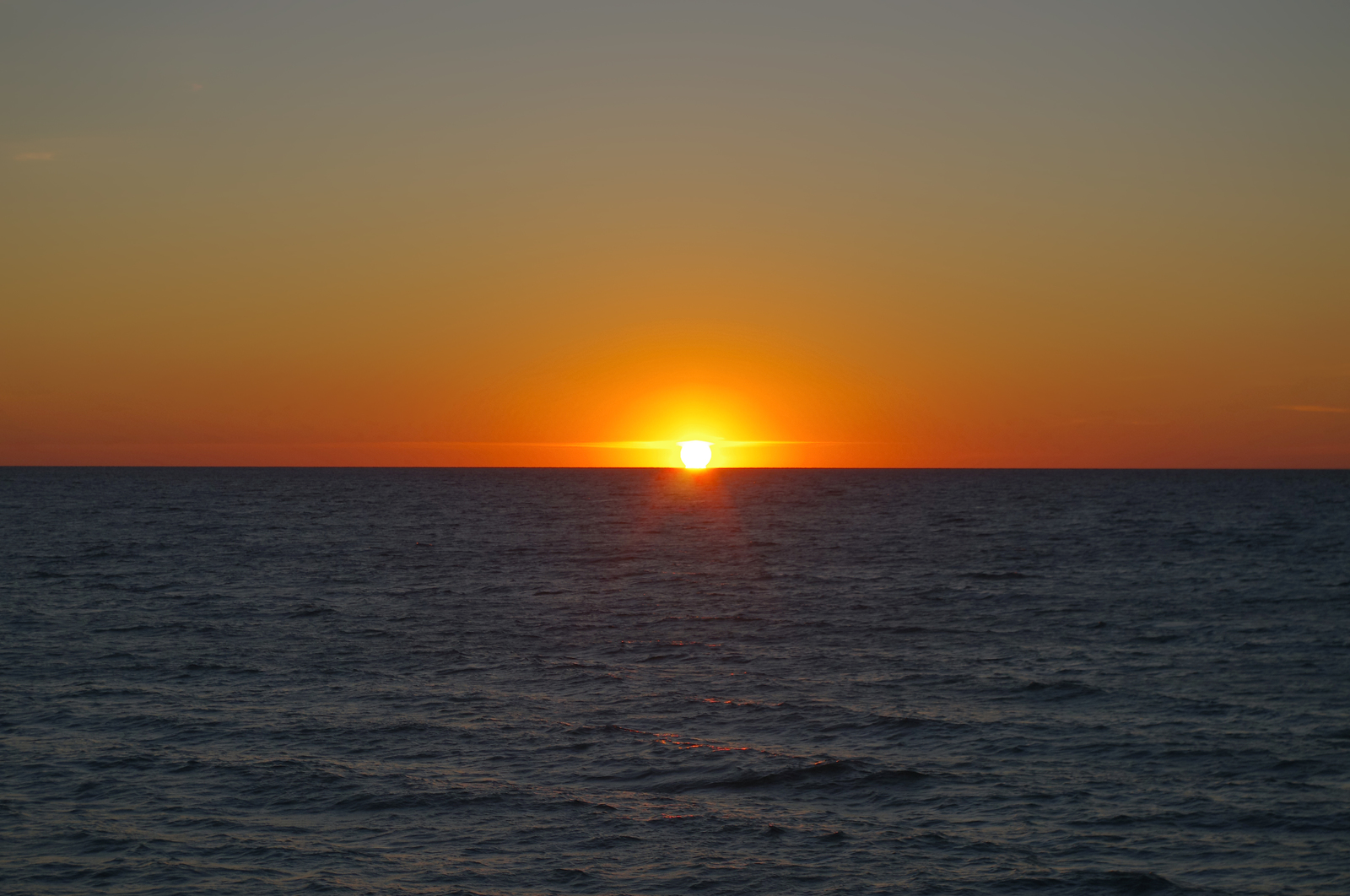 Evening in Kacha. - My, Crimea, Favelas, Kacha, The photo, Its own atmosphere, Sea, Sunset, Samostroy, Longpost