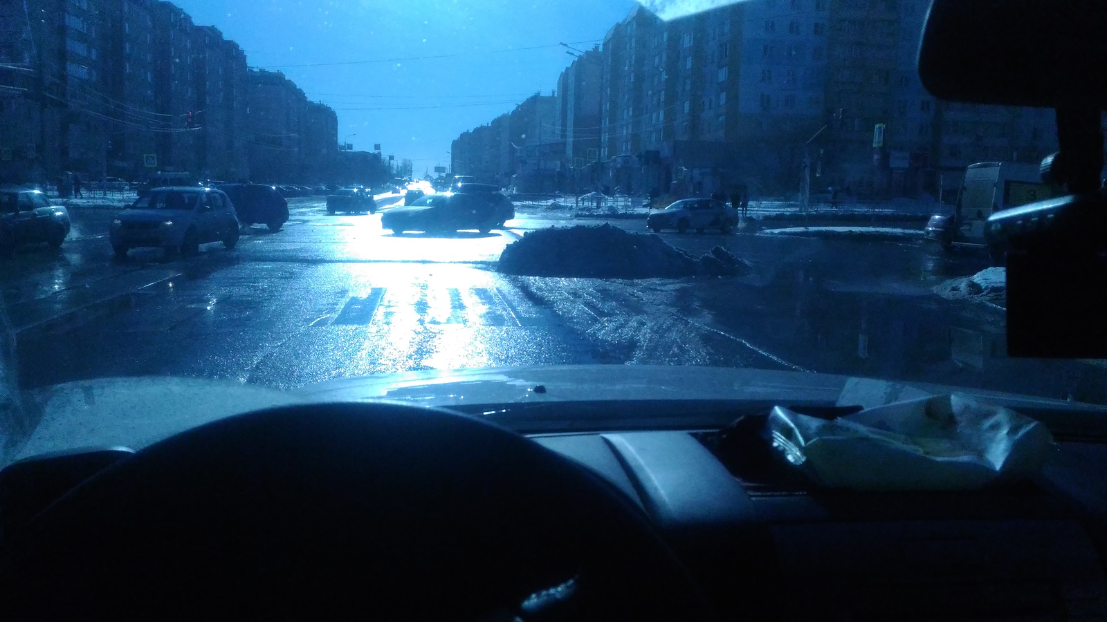 Snowdrift in the middle of the road - My, Snowdrift, Chelyabinsk, Road