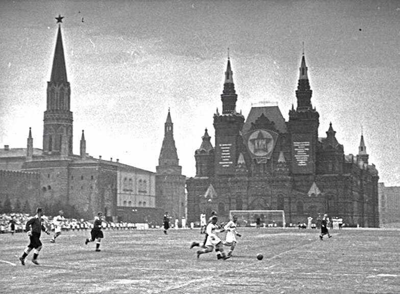 [Retro] Football on Red Square. (Lots of text!) - Old photo, Retro, Historical photo, Black and white photo, Story, Sport, the USSR, Longpost