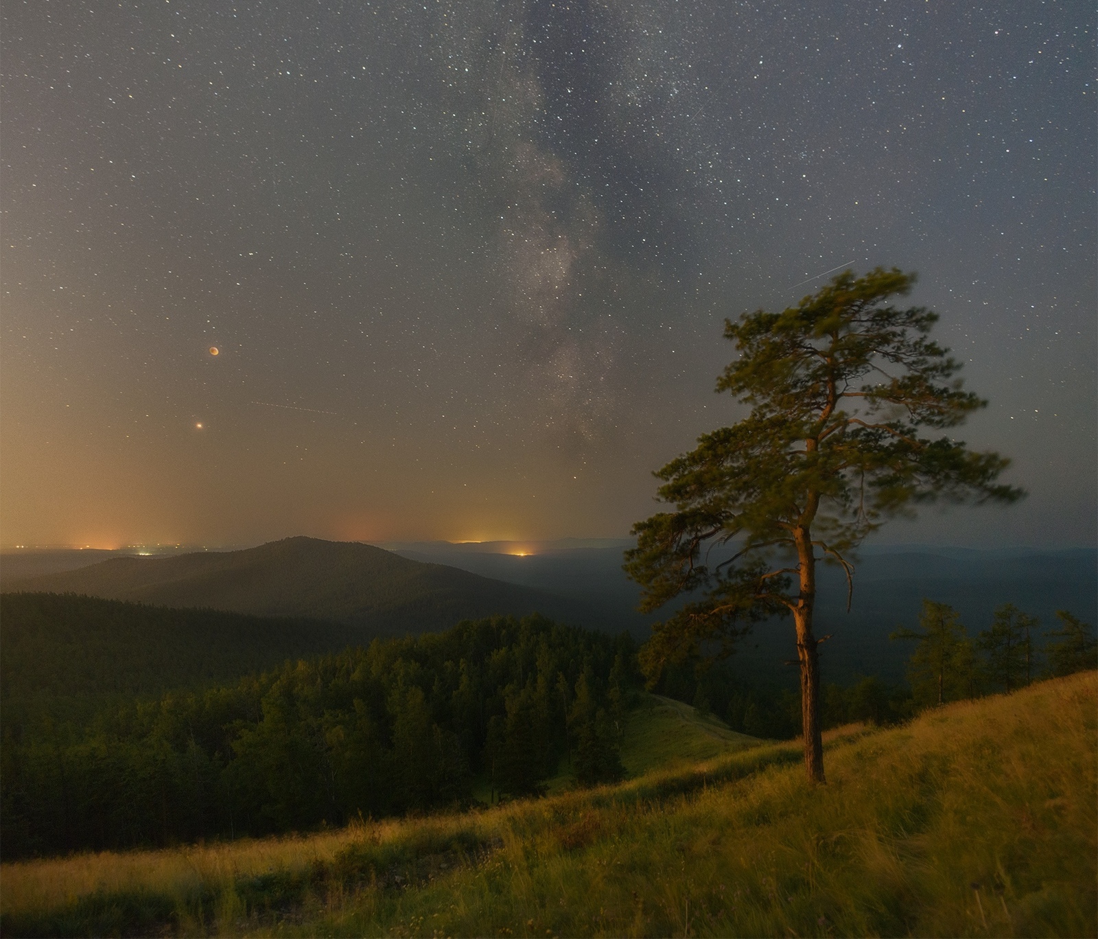 Night of the lunar eclipse - Ural, Southern Urals, The mountains, Kyshtym, Chelyabinsk region, Moon eclipse, Landscape, The photo