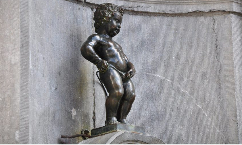 Manneken Pis accused of wasting drinking water in Brussels - Brussels, Pissing boy, 