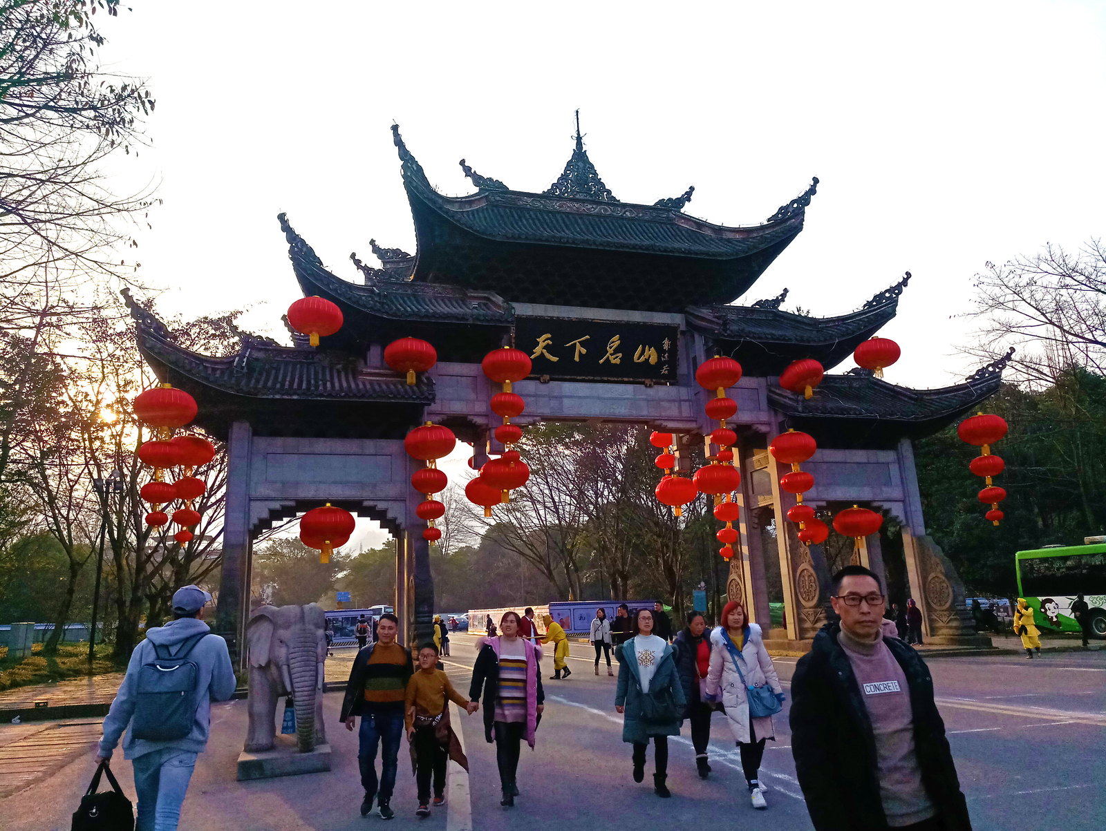 Travel in China. Sacred Mount Emeishan (Part One) - My, China, Travels, Nature, Reserve, Sichuan, UNESCO Heritage Site, Reportage, beauty, Longpost, Reserves and sanctuaries