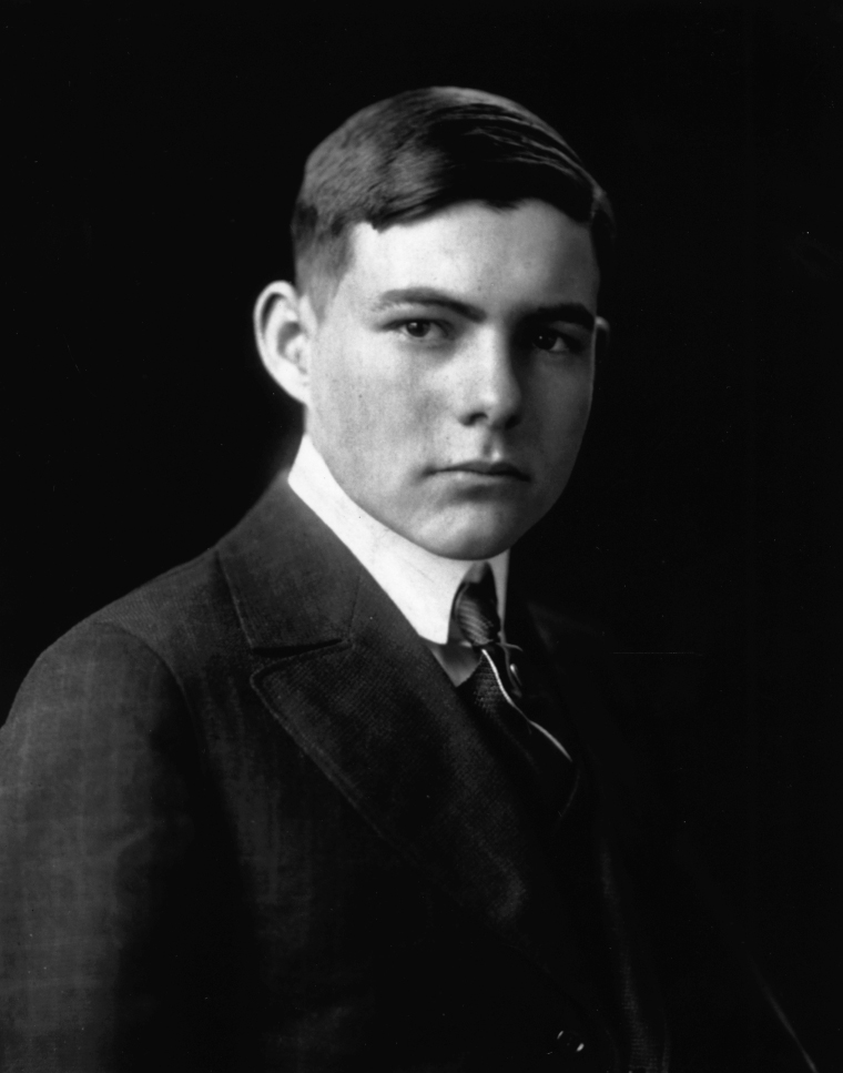 Ernest Hemingway - Ernest Hemingway, Black and white photo, Story, Writer, Epoch, Face, Longpost, Writers