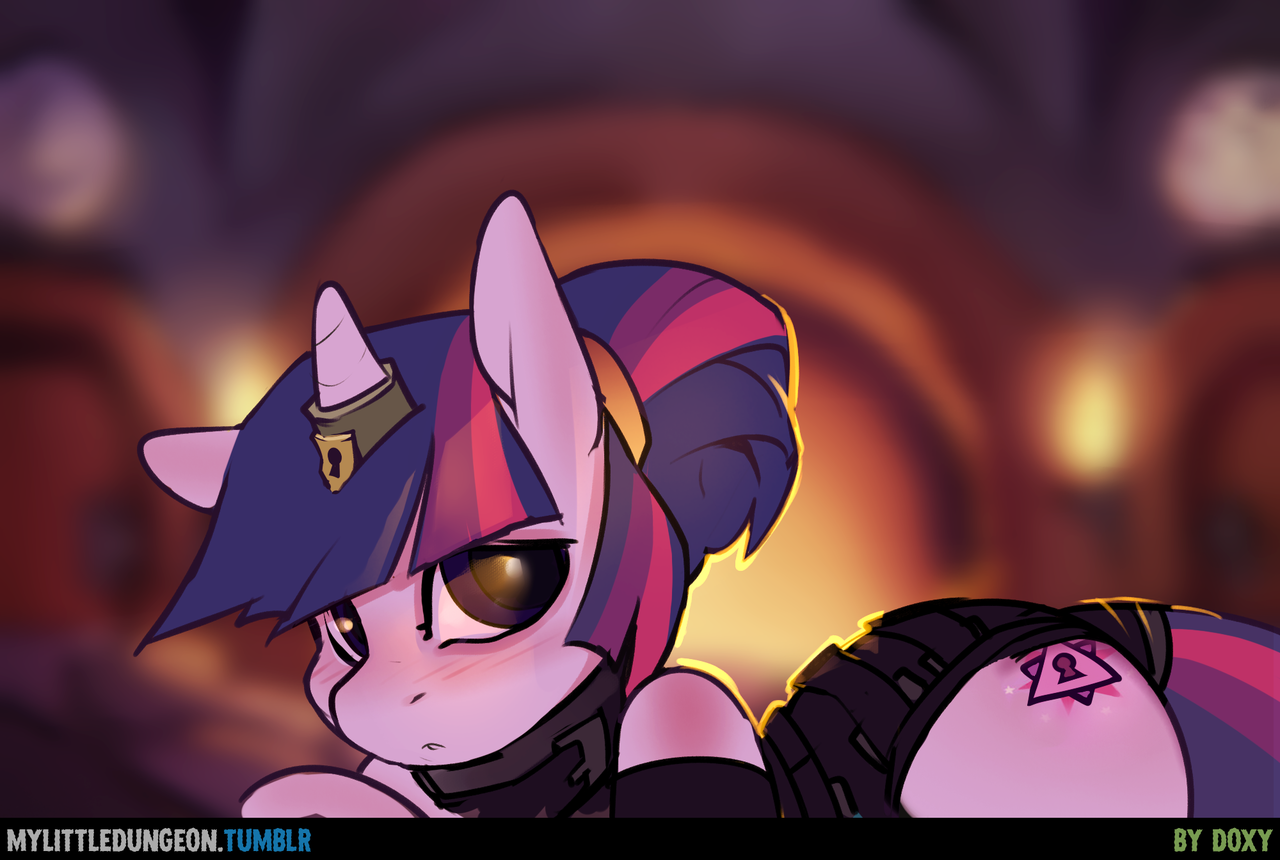 Caught blushing Twilight - My Little Pony, Twilight sparkle, Doxy