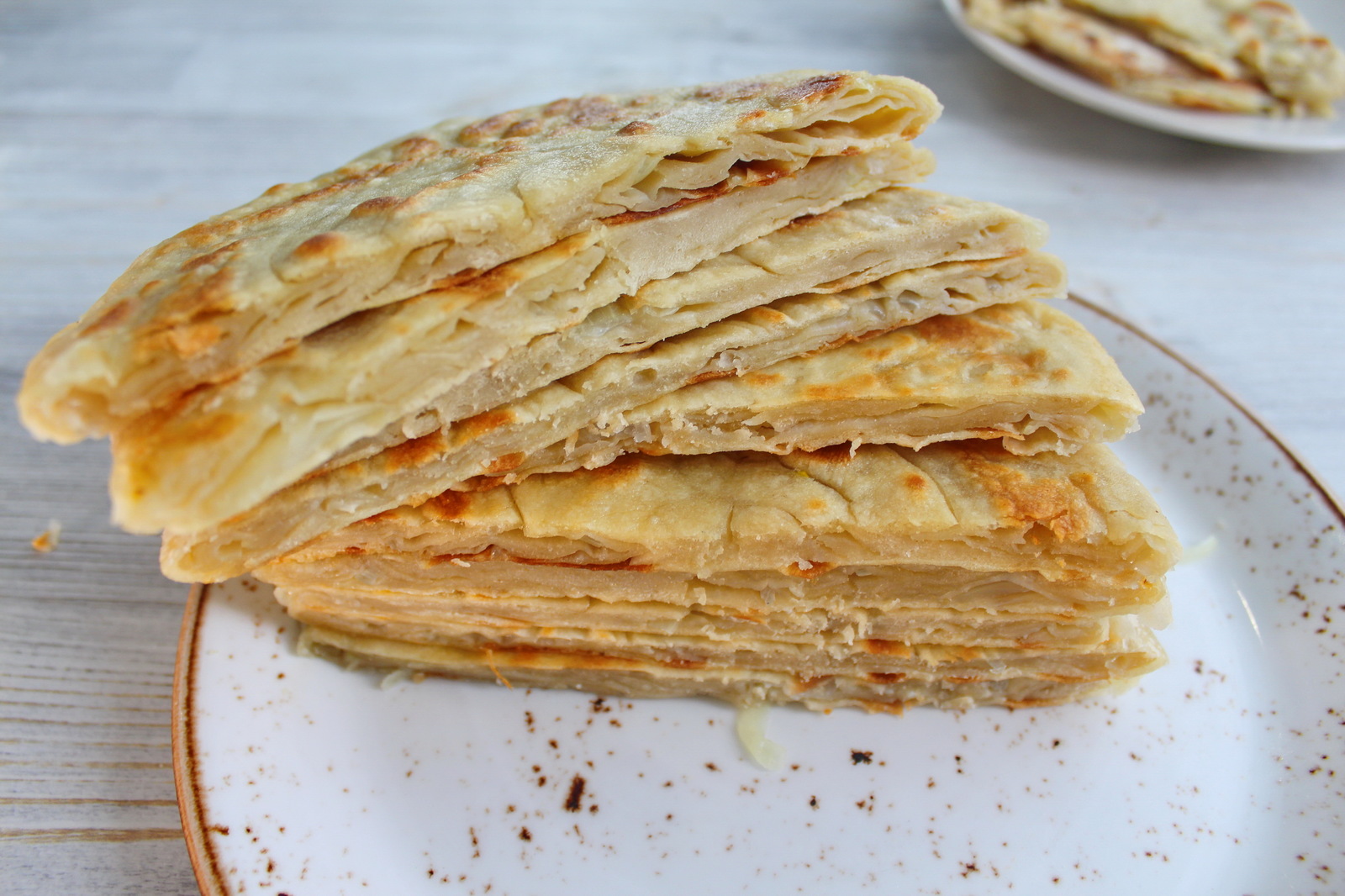 Узбекская лепешка с луком на сковороде рецепт с фото