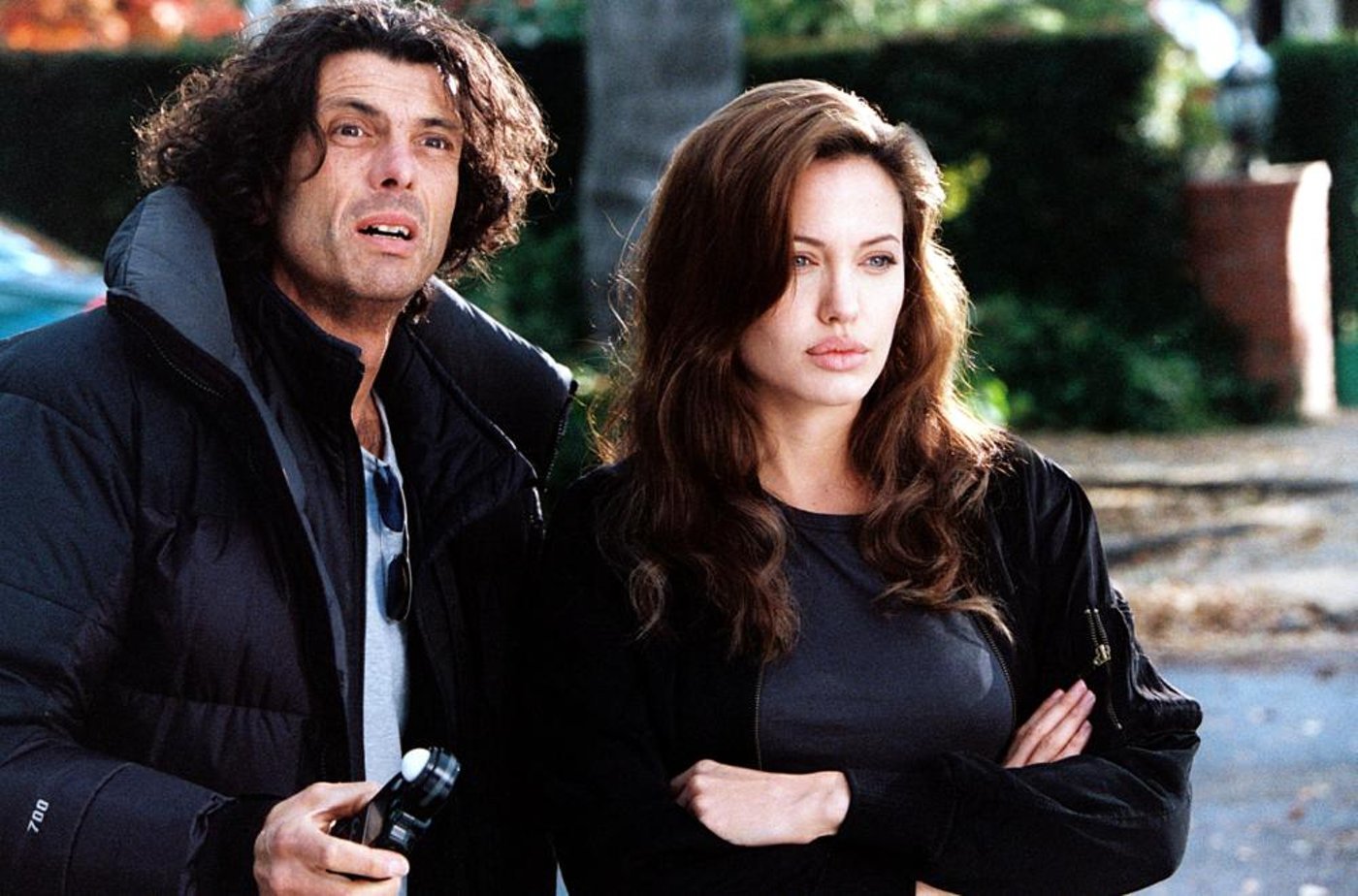 Анджелина Джоли В Белье – Мистер И Миссис Смит (2005)