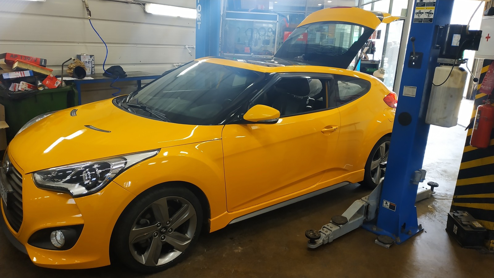 Hyundai Veloster Turbo камера заднего вида. Да здравствует сезон на камеры.  | Пикабу