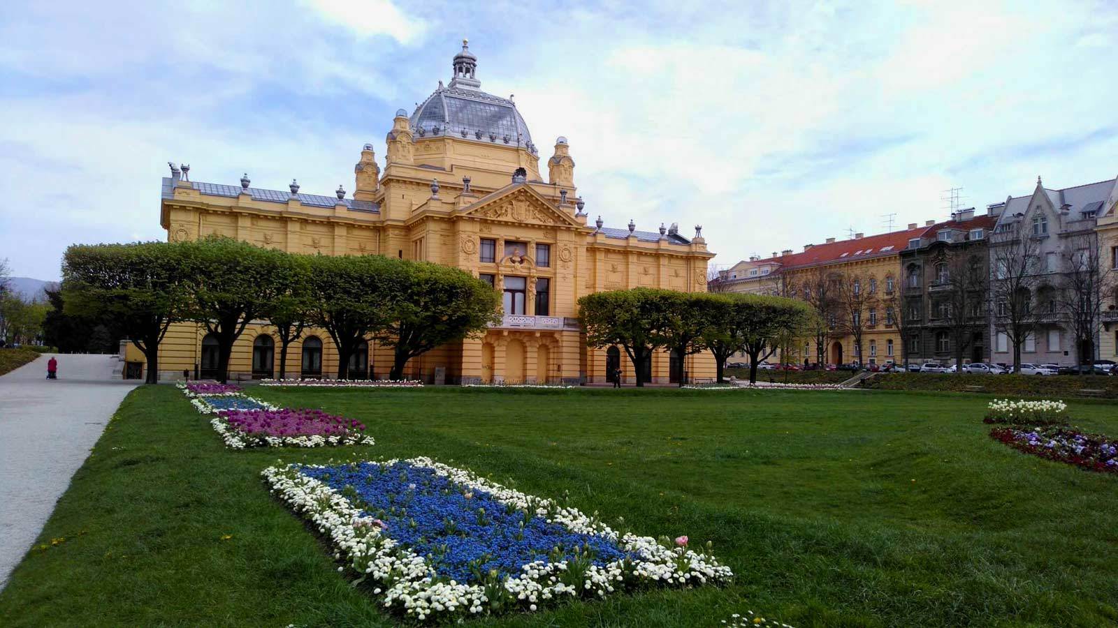 Park in Zagreb - Zagreb, The park, Flowers, Spring, Croatia