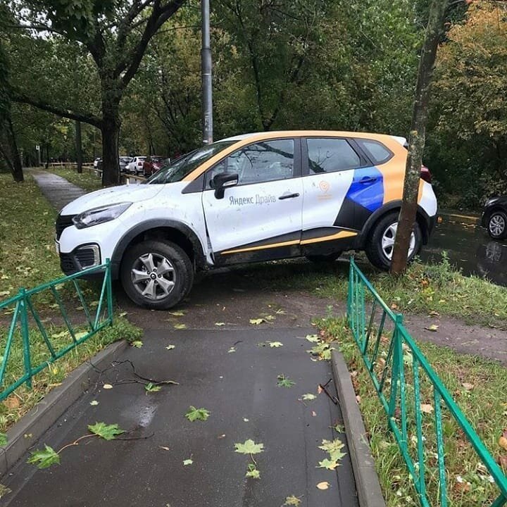 Яндекс.Драйв не предоставляет данные на виновника ДТП , который  скрылся с места ДТП. Часть 3 - Моё, Яндекс Драйв, ДТП, Длиннопост, Негатив