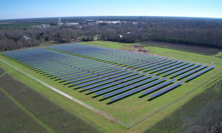 Jimmy Carter built a solar power station for the city where he was born and now lives in retirement. - USA, The president, Jimmy Carter, Solar panels, Energy, Charity, Electricity, news