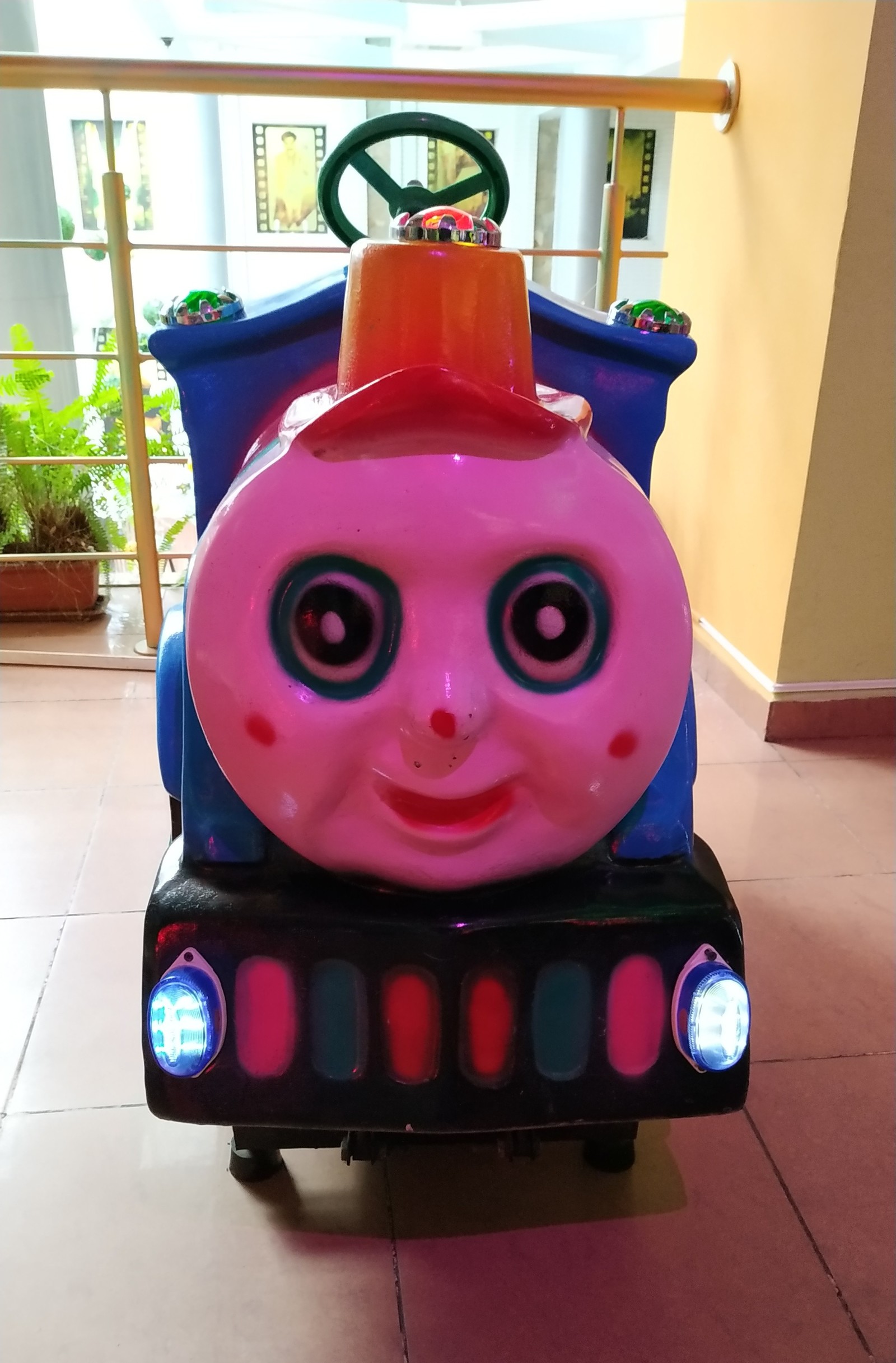 Omsk engine Thomas - My, Omsk, Thomas the Tank Engine, Easy creepy