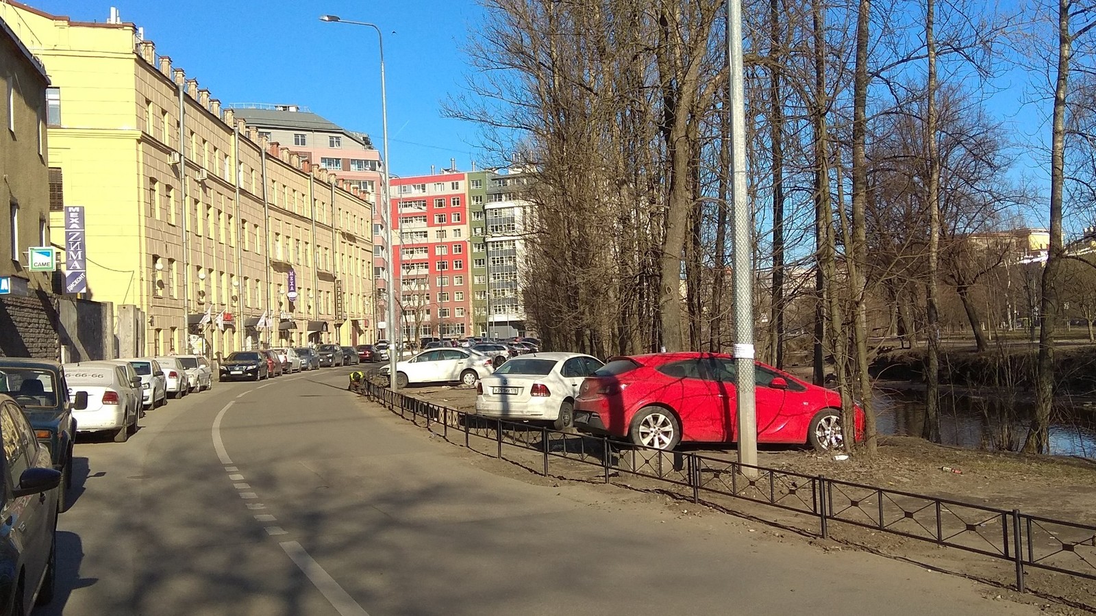 Embankment of the Smolenka River, St. Petersburg. - Parking, Motorists, Karma, Autoham, Negative