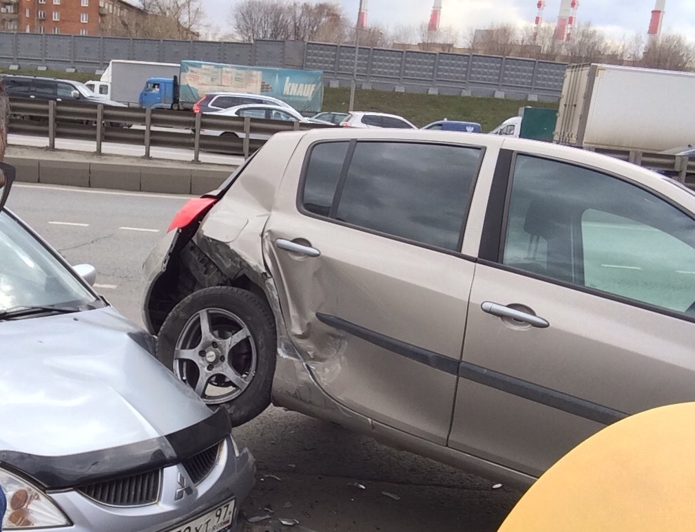 Need help! - My, Accident witnesses, Moscow, Looking for witnesses, Crash, Shopping center, Longpost, Video