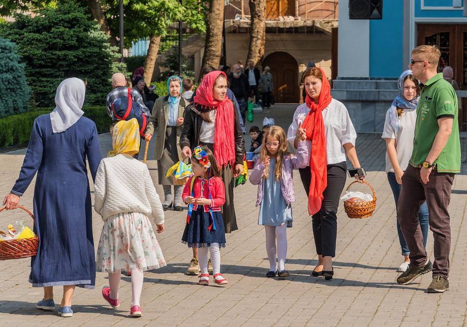 With a particle of the Holy Fire, the Resurrection of Christ was celebrated in Uzbekistan - Christianity, Jesus Christ, Uzbekistan, news, Video, Longpost, Religion