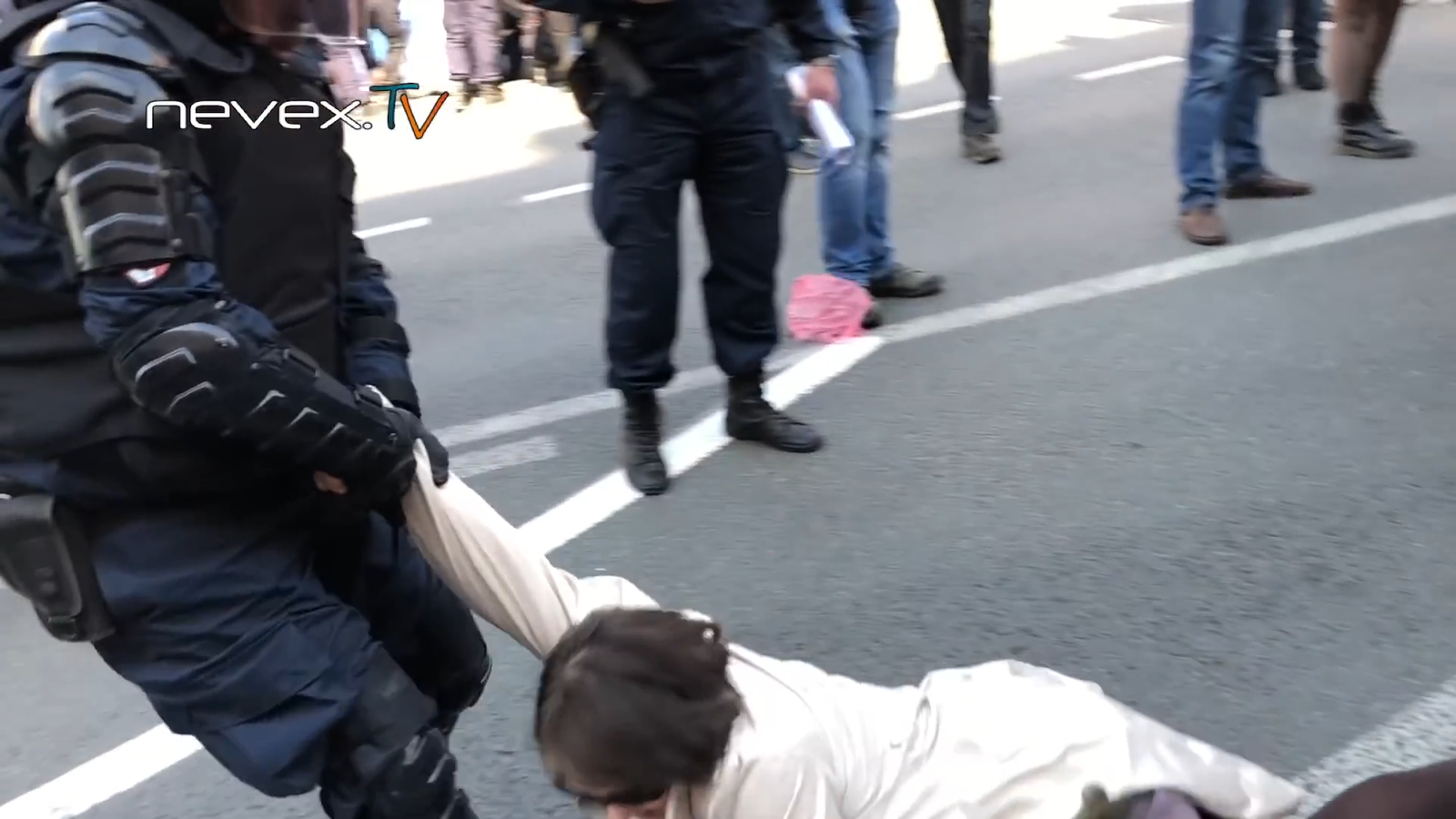 The guy stood up for a woman on May Day in St. Petersburg. - Saint Petersburg, Detention, Longpost, Politics