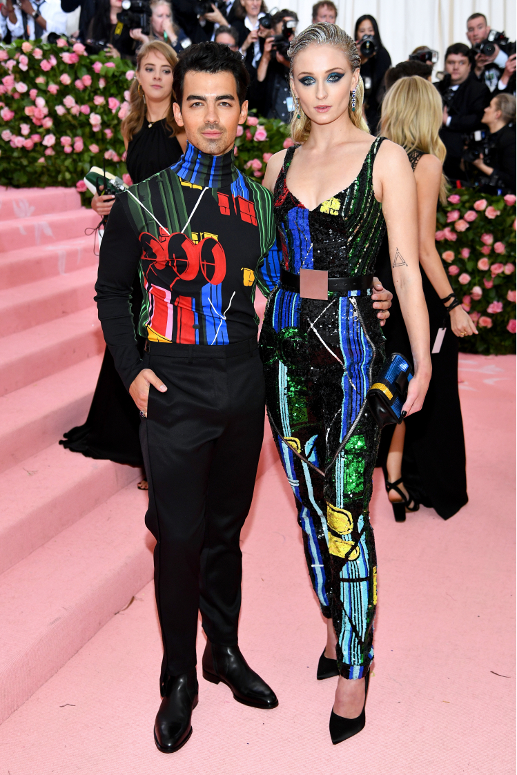 Meeting at the Met Gala 2019. - Game of Thrones, Sophie Turner, Richard Madden, Joe Jonas, Met Gala, Longpost, Plioactors