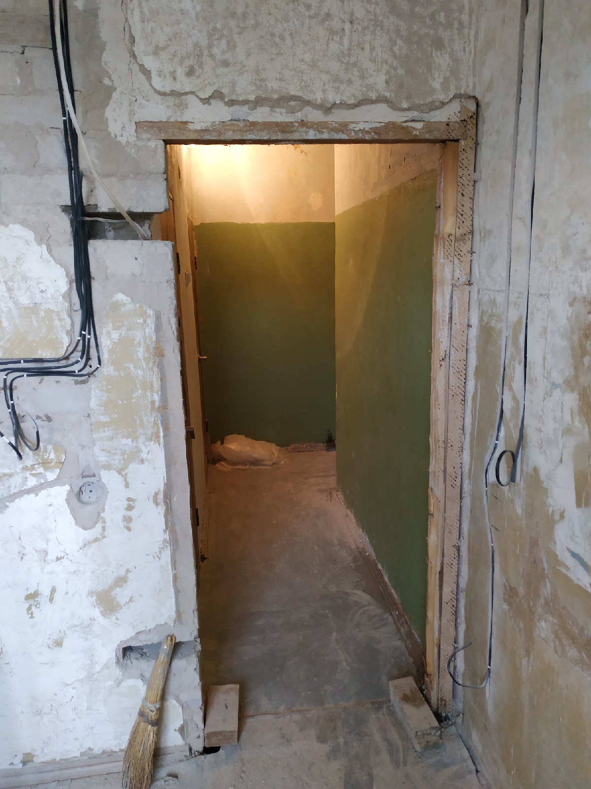 On the acquisition of real estate. Part 3. Start of renovation, kitchen. - My, Longpost, Repair, Apartment, Designer, Kitchen, Stalinist architecture, Electrician