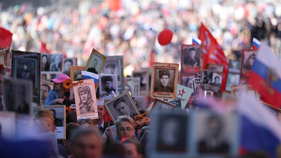 ROT FRONT activists detained at Immortal Regiment rally - My, May 9, Immortal Regiment, Victory Day, Moscow, Mouth Front, May 9 - Victory Day