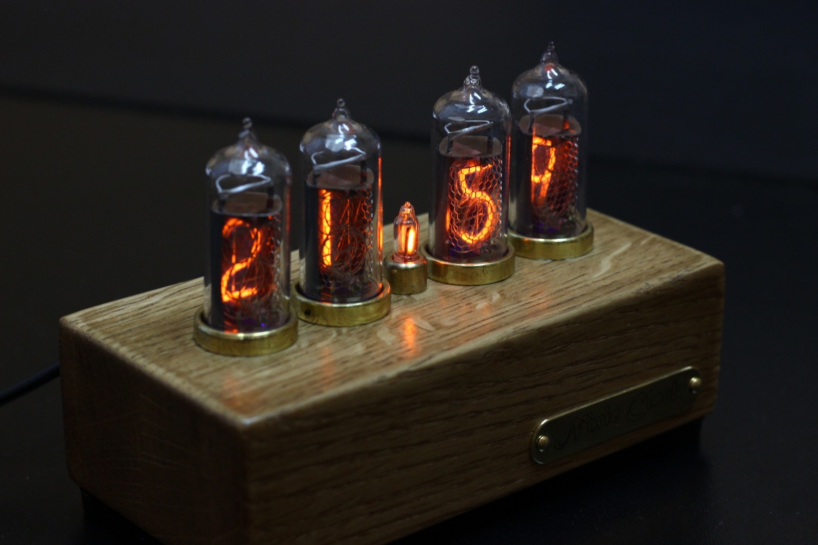 Nixie Clock on IN-14 (oak+brass) - My, Nixie clock, Homemade, Gas discharge indicators, Tree, Longpost