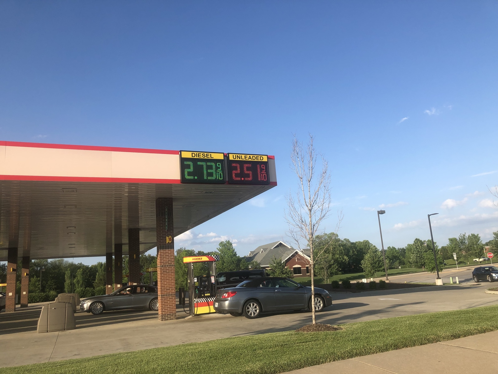 The cost of gasoline in the US is equal to the cost of gasoline in the Russian Federation (and salaries are 5-10 times higher). - My, Petrol, USA