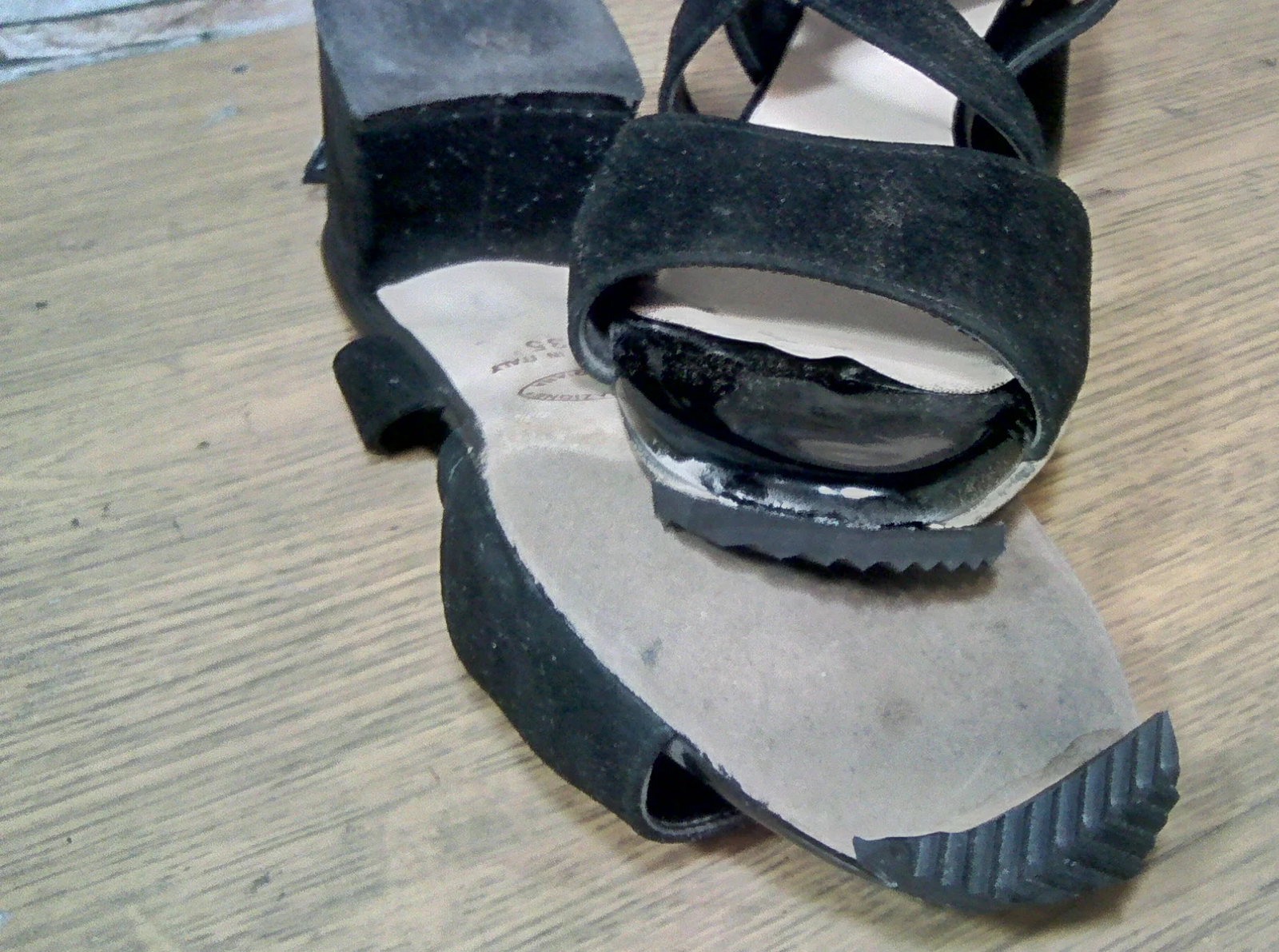 Prevention for worn out soles. - My, Shoe repair, Work, Prophylaxis, Longpost